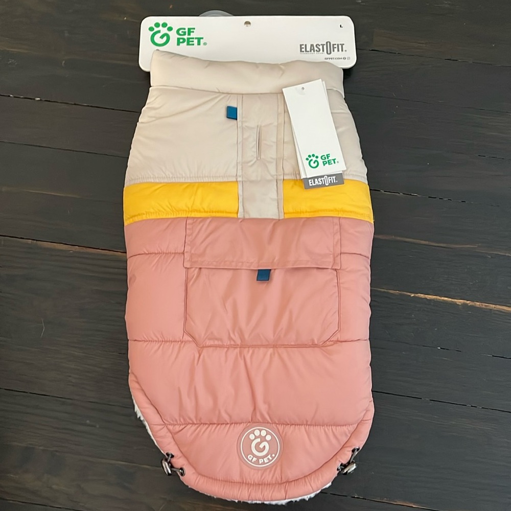 NWT GF Pet Coat size: Large